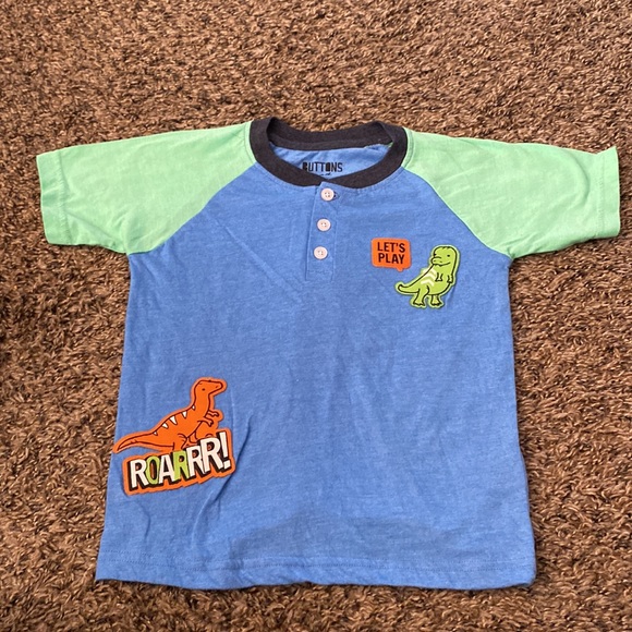 Buttons and Thread toddler 3t dinosaur T-shirt and shorts set. - Picture 2 of 5